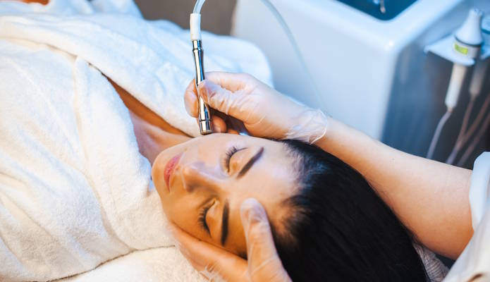 Microdermabrasion Kosmetikstudio in der nähe Bischofsheim 