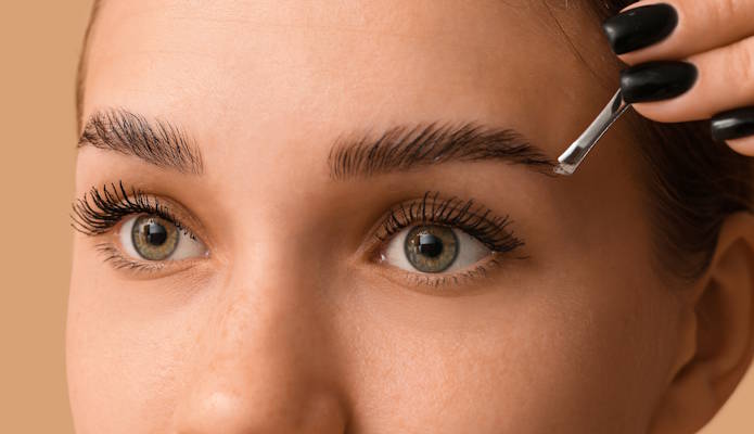 Browlifting Schönheitssalon in der nähe Königstädten 